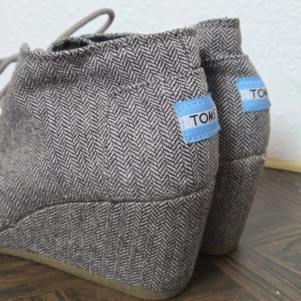 Toms Desert‎ Herringbone Tweed Wedge ankle boots womens size 7.5